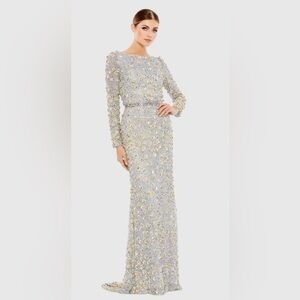 Embellished Long Sleeve High Neck Gown Size 8 Color Platinum